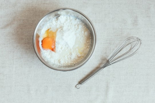 薄力粉、強力粉、片栗粉、小麦粉。その違いと使い方を教えます