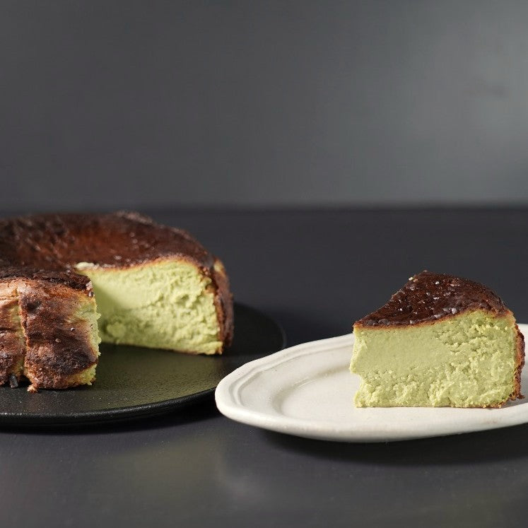 白金バスクチーズケーキ（抹茶）